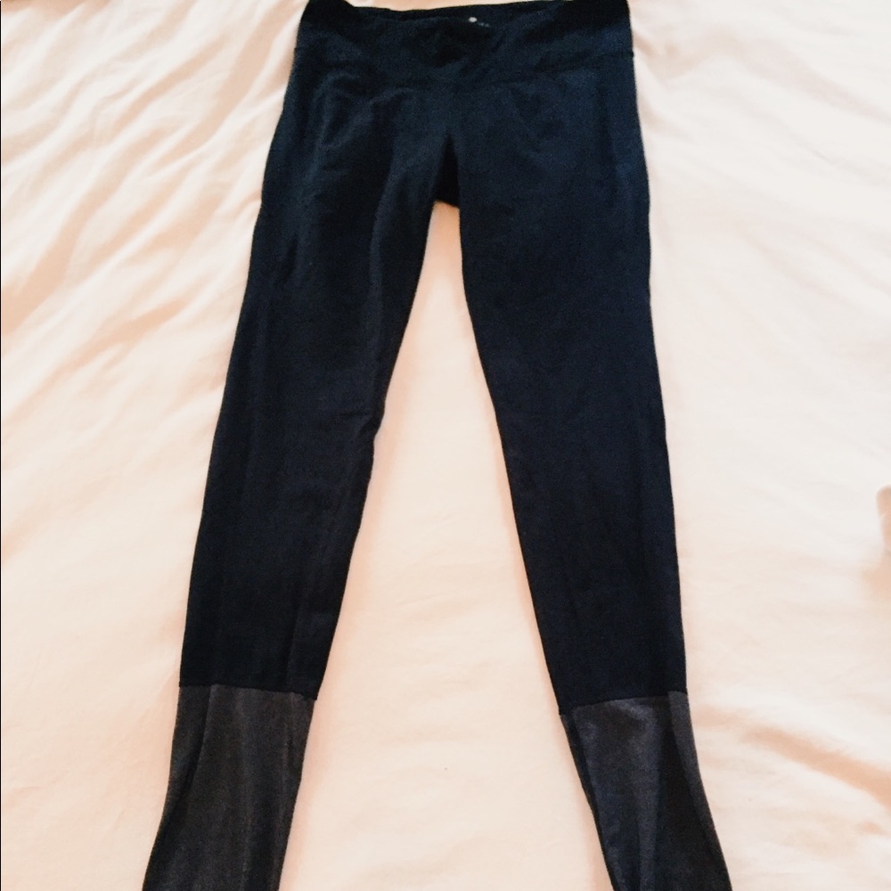 Athleta leggings